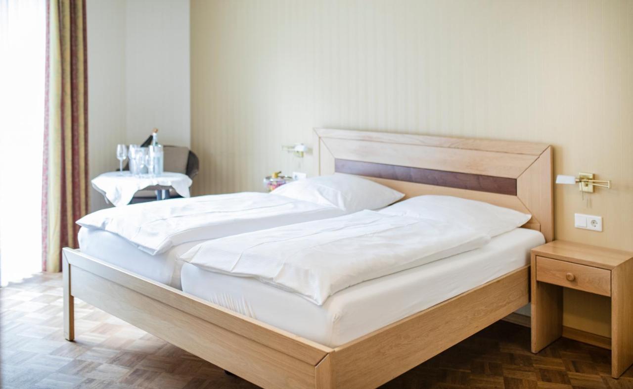 Hotel Wardenburger Hof Buitenkant foto